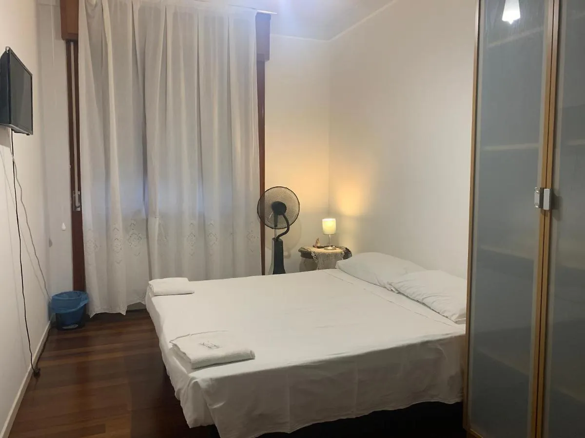 Bed and Breakfast B Gloria Venecia